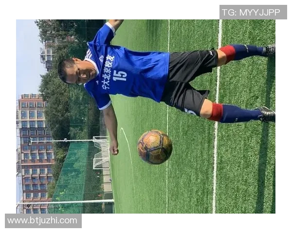 杭州足球队的蜕变之路：从传统强队到现代化足球俱乐部的探索与实践